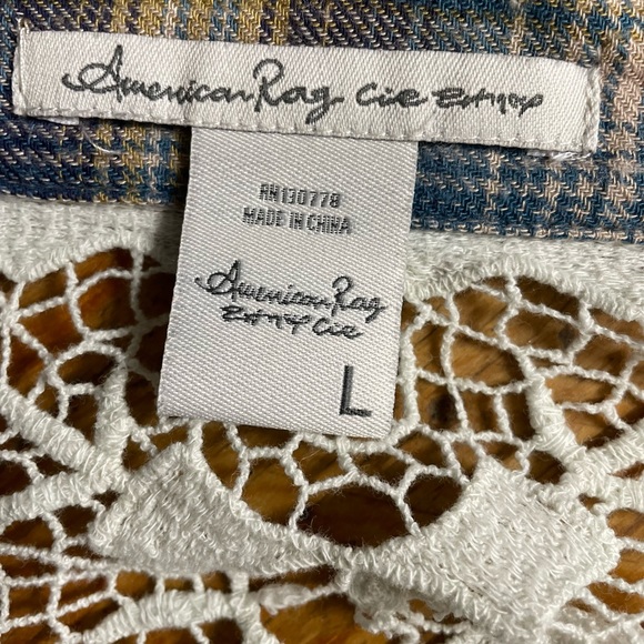 American Rag plaid cardigan - Picture 4 of 4